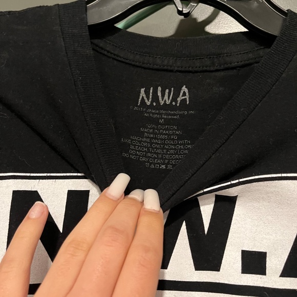 Vintage Graphic Tee - Picture 2 of 2